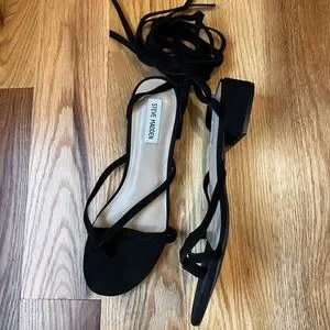 Steve Madden Shoes New Steve Madden Womens Black Ryee Wrap
